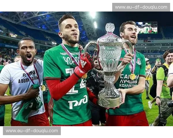 马尔默与瓦尔达尔：北欧足球的双子星，荣耀与激情的对决